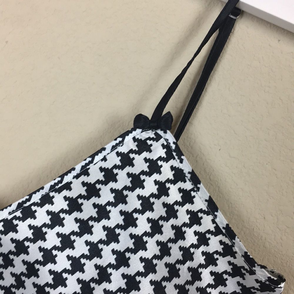 Black & White Checked Camisole Size Medium - Picture 2 of 4
